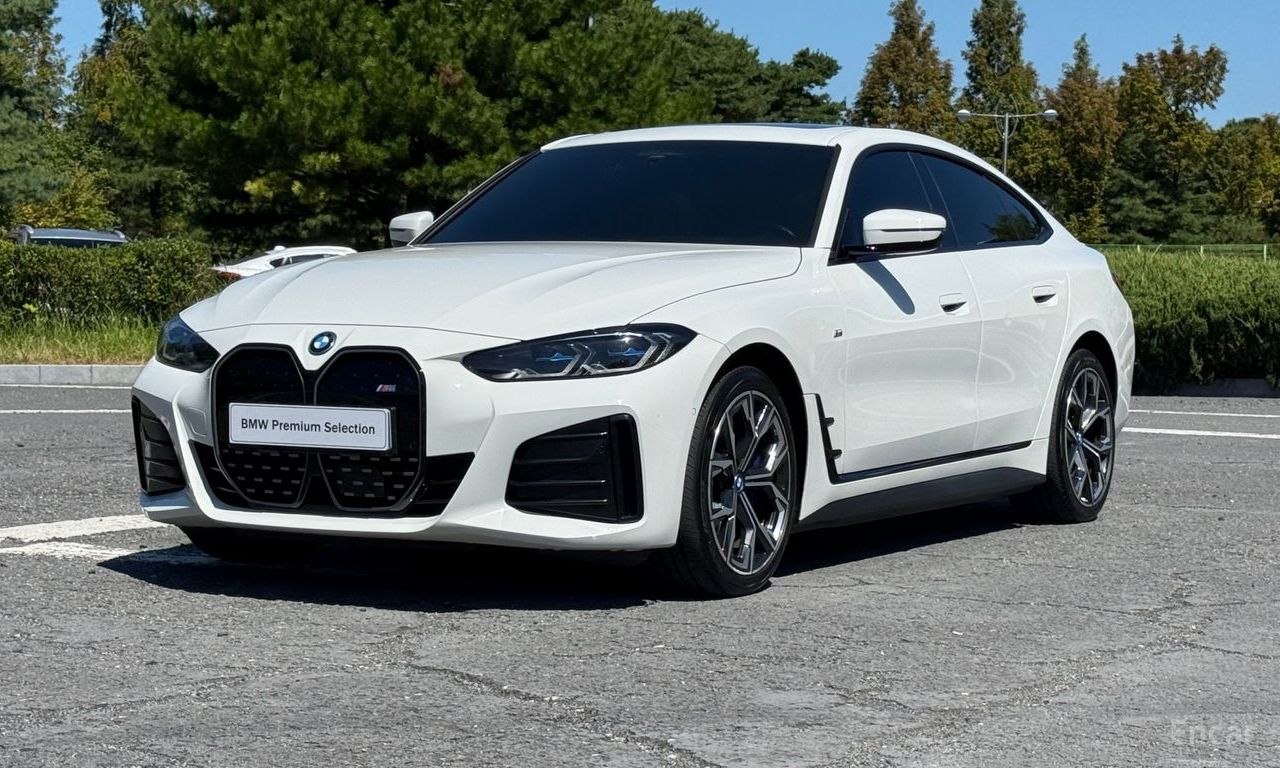 BMW i4
