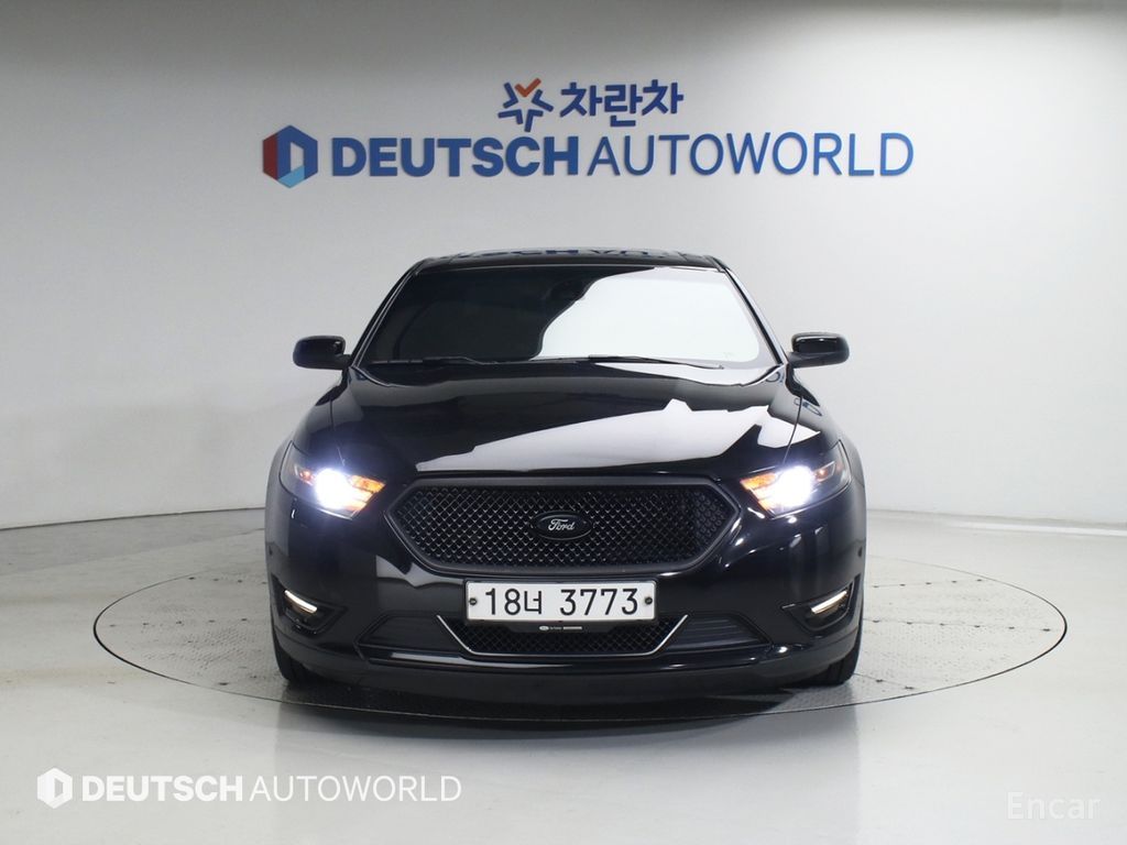 Ford Taurus