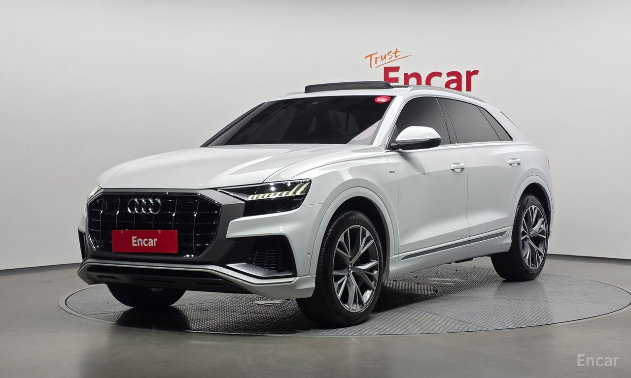 Audi Q8