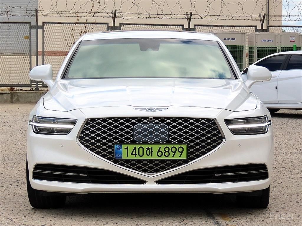 Genesis G90