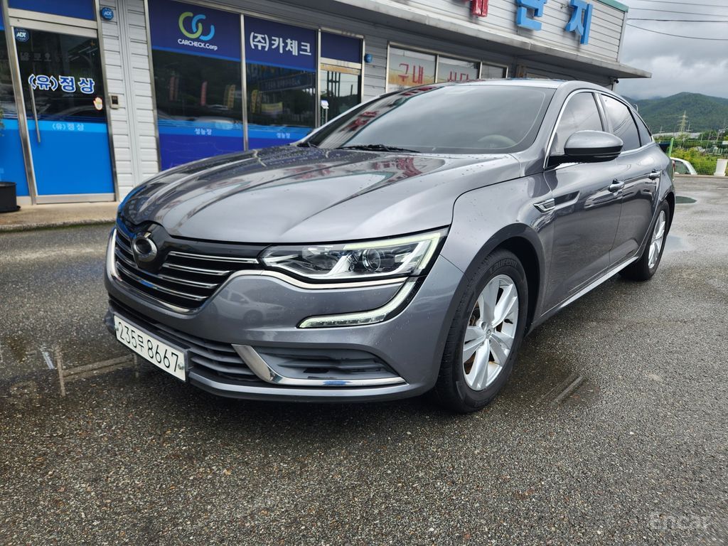 Renault SM6