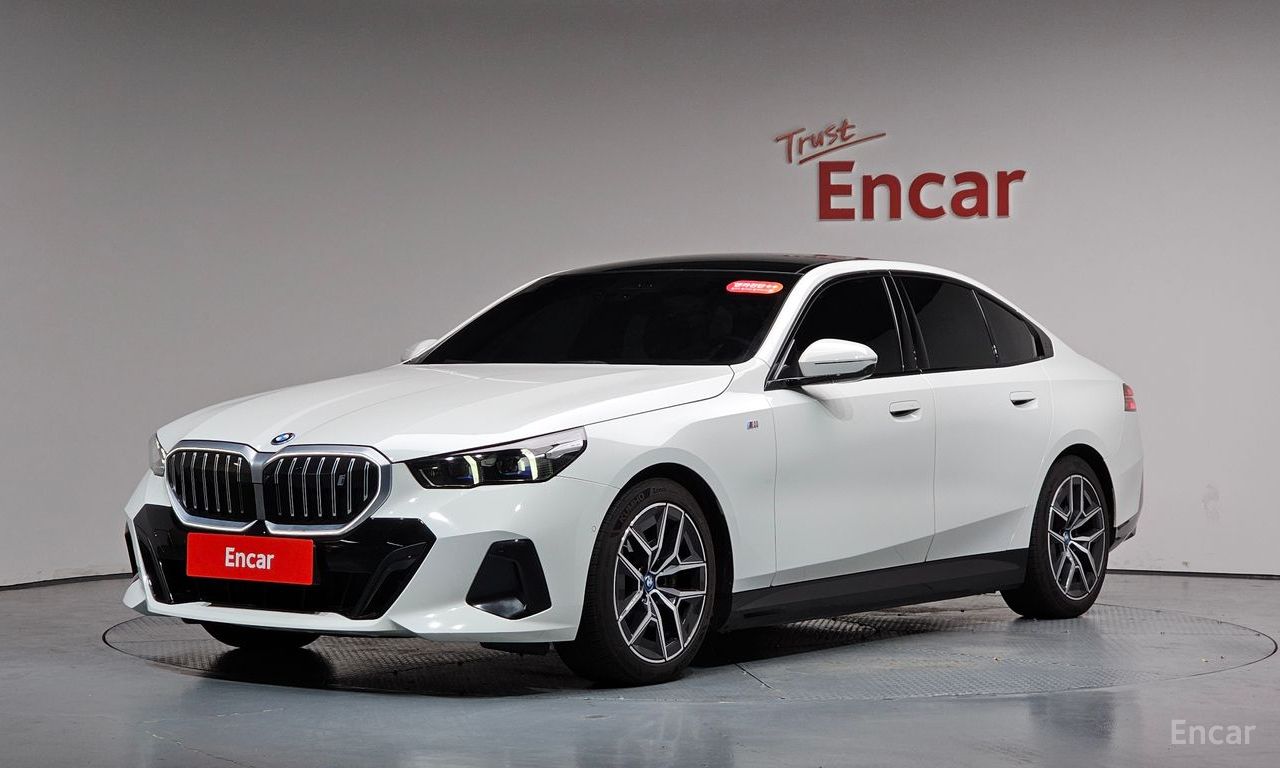 BMW i5