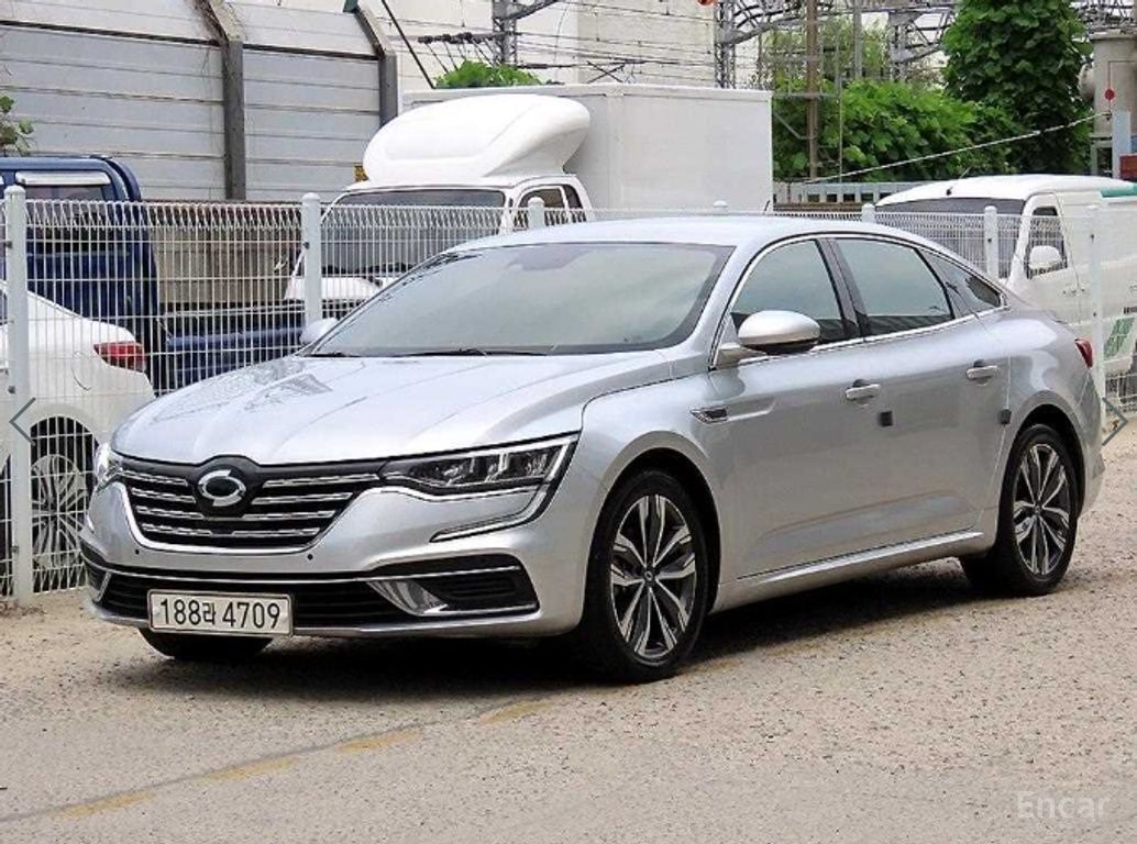 Renault SM6