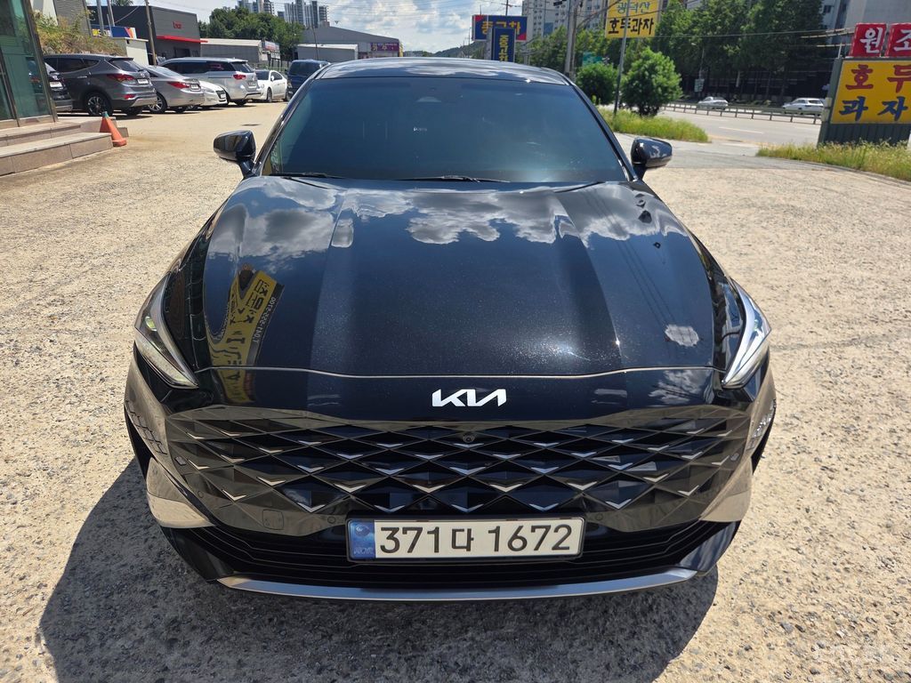 Kia K8