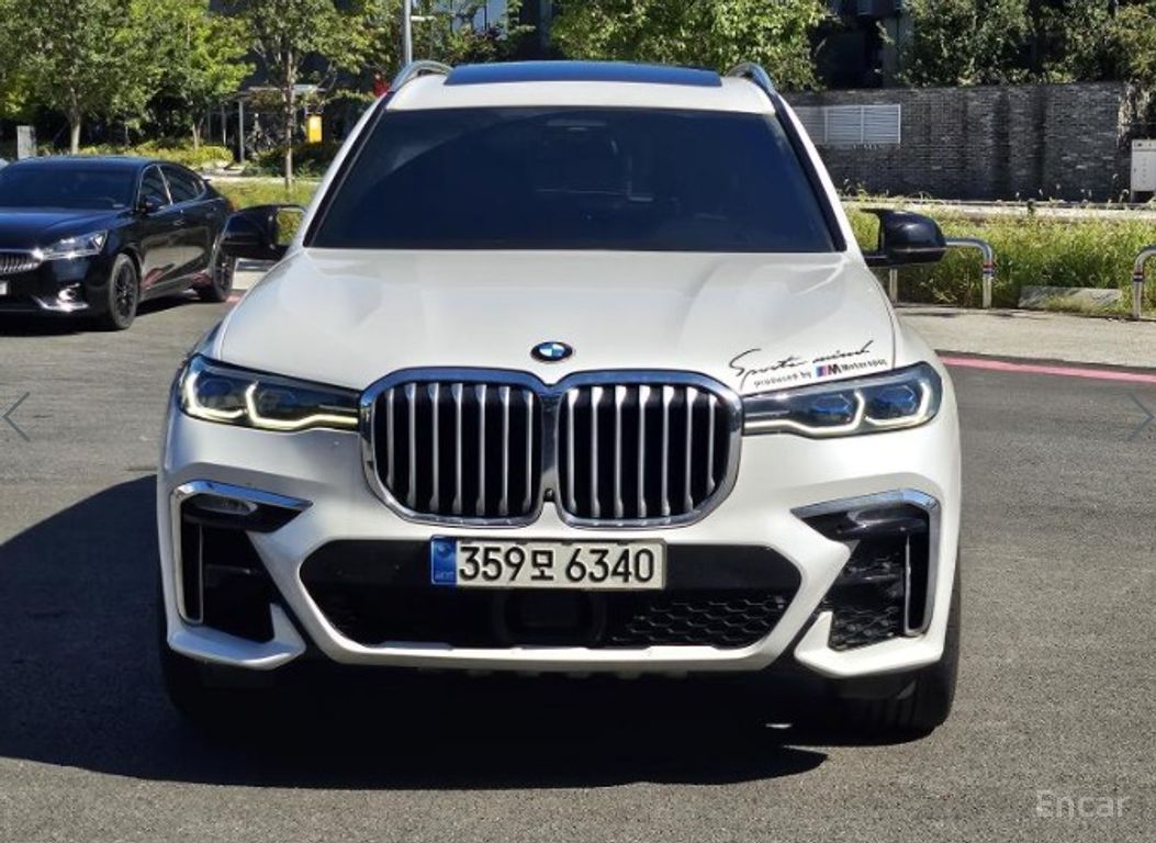 BMW X7