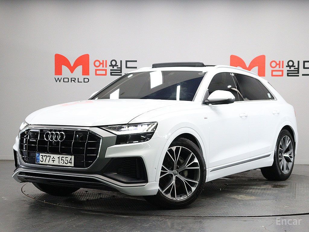 Audi Q8
