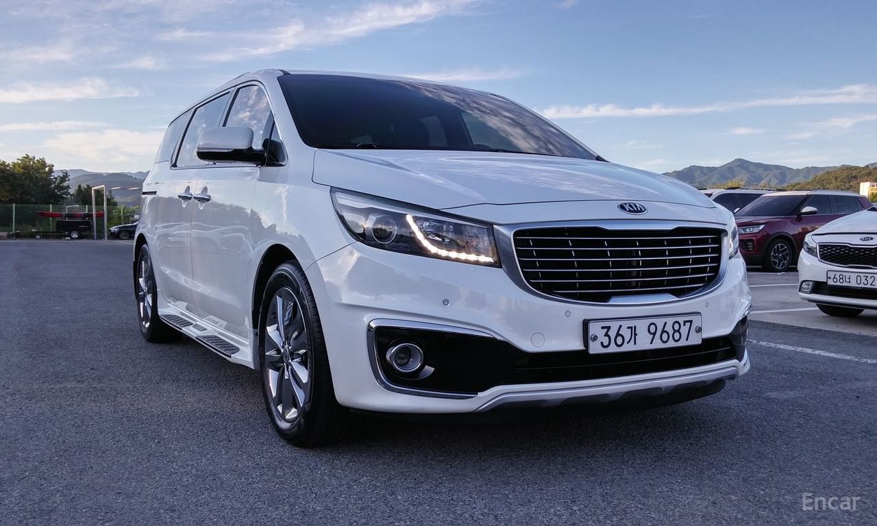 Kia Carnival