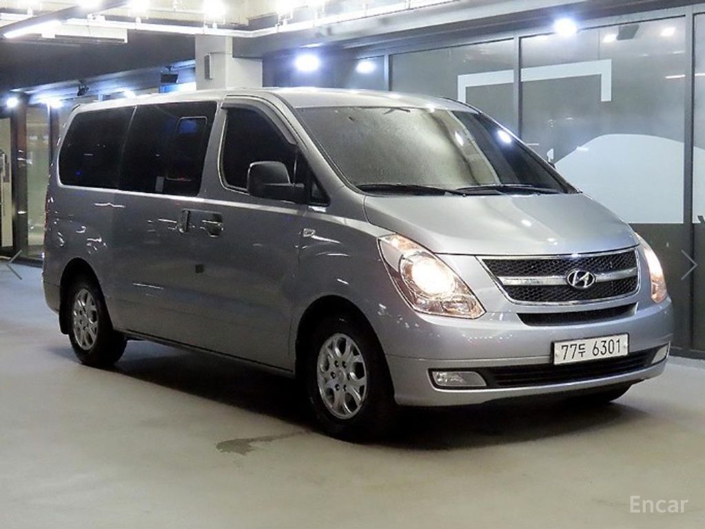 Hyundai Starex