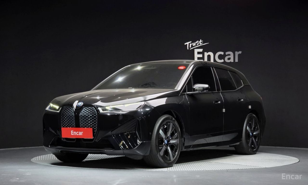 BMW iX