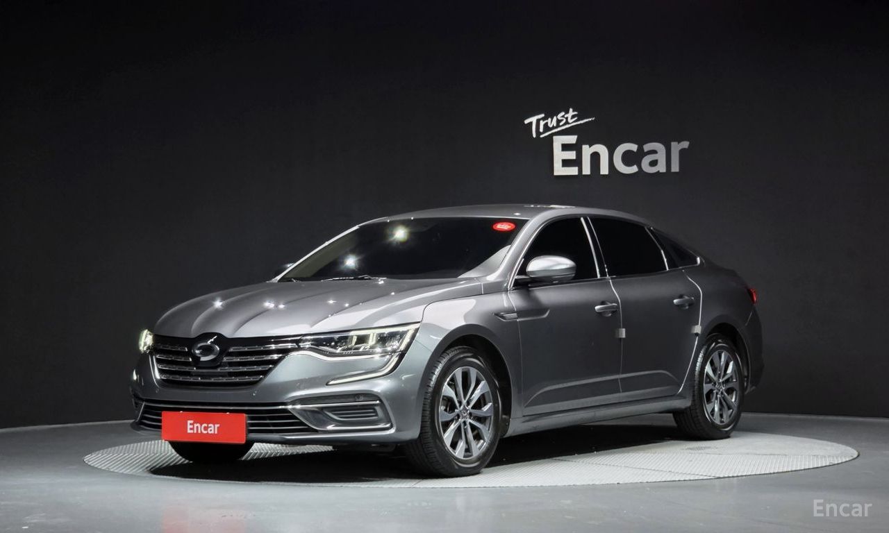 Renault SM6