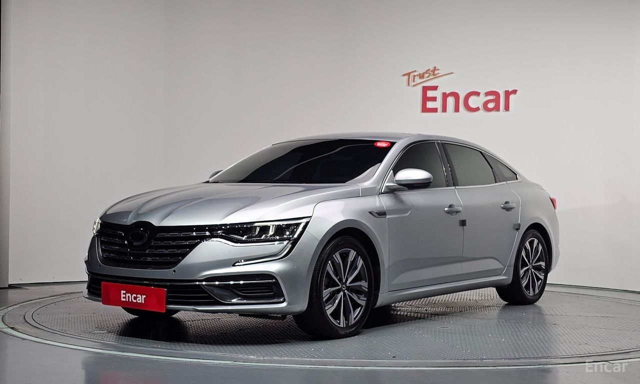 Renault SM6