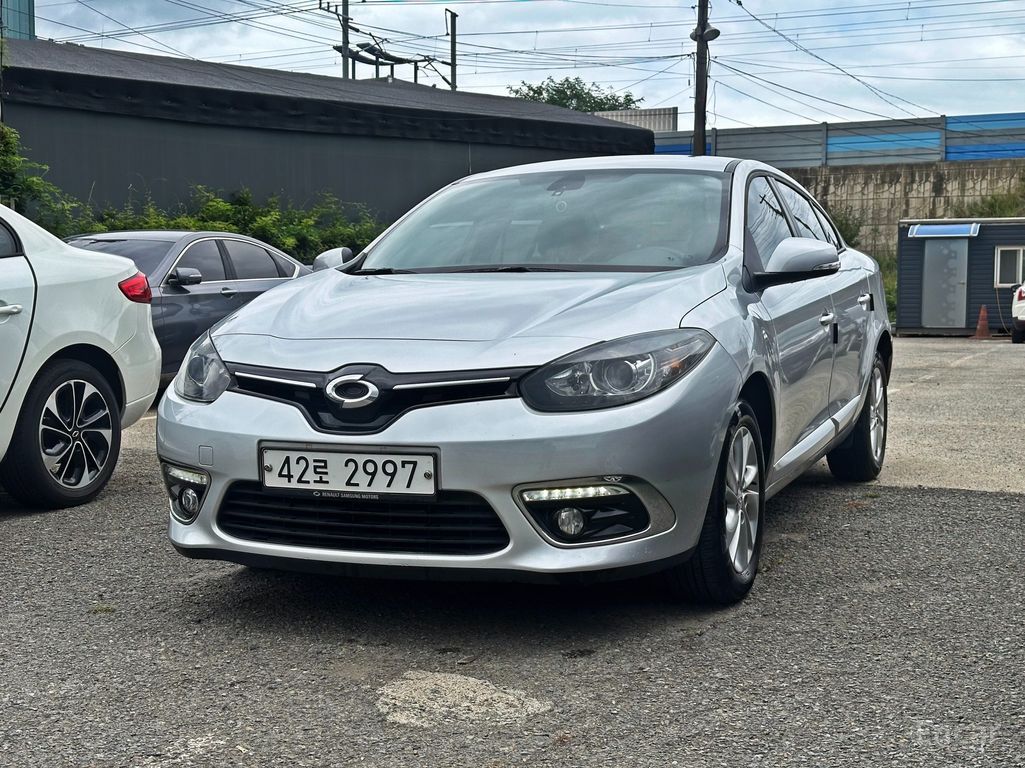 Renault SM3