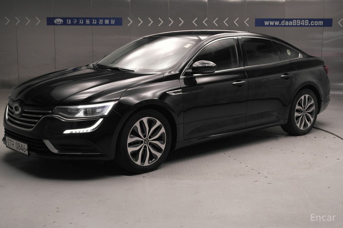 Renault SM6