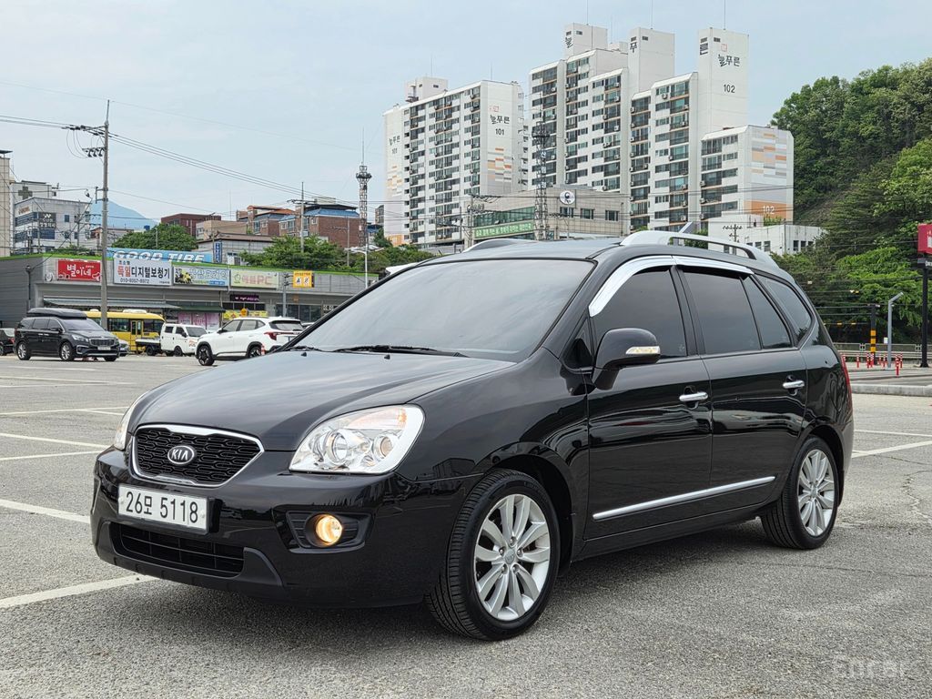 Kia Carens