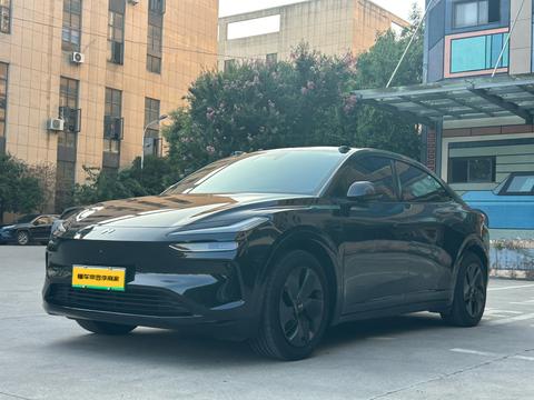 Автомобиль #1220471