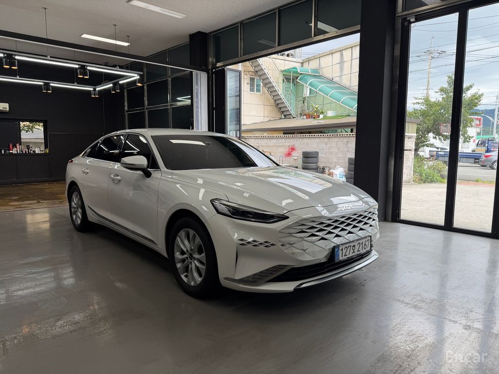Kia K8