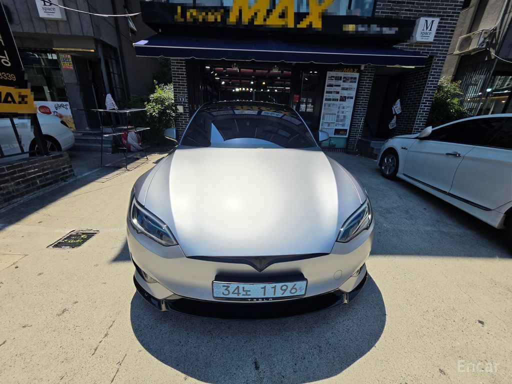 Tesla Model S