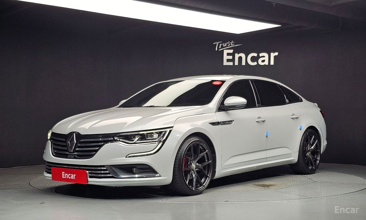 Renault SM6