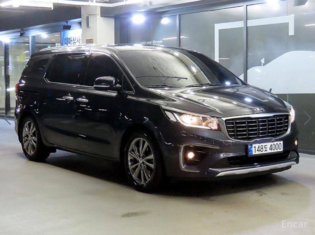 Kia Carnival
