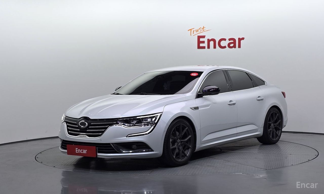 Renault SM6