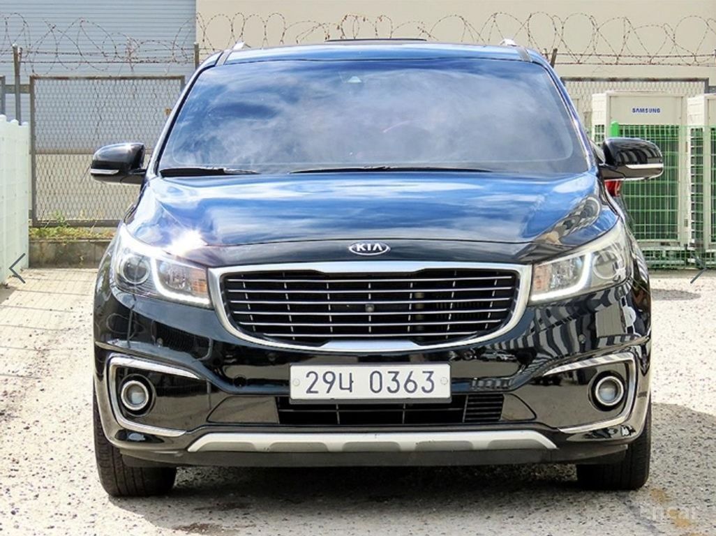 Kia Carnival