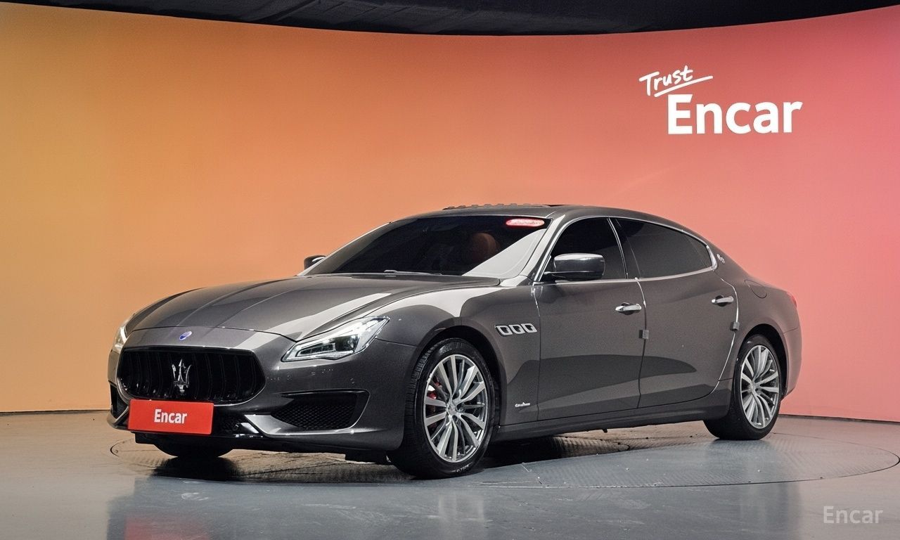 Maserati Quattroporte