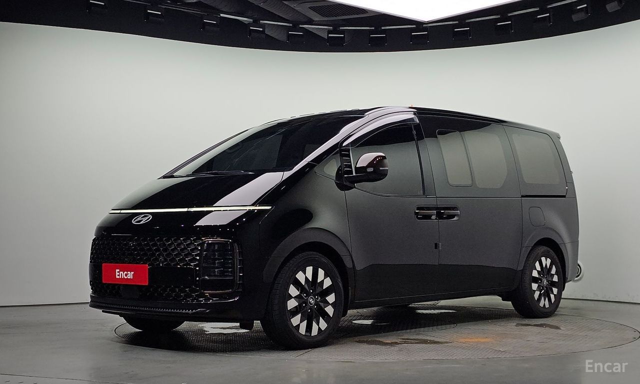 Hyundai Staria