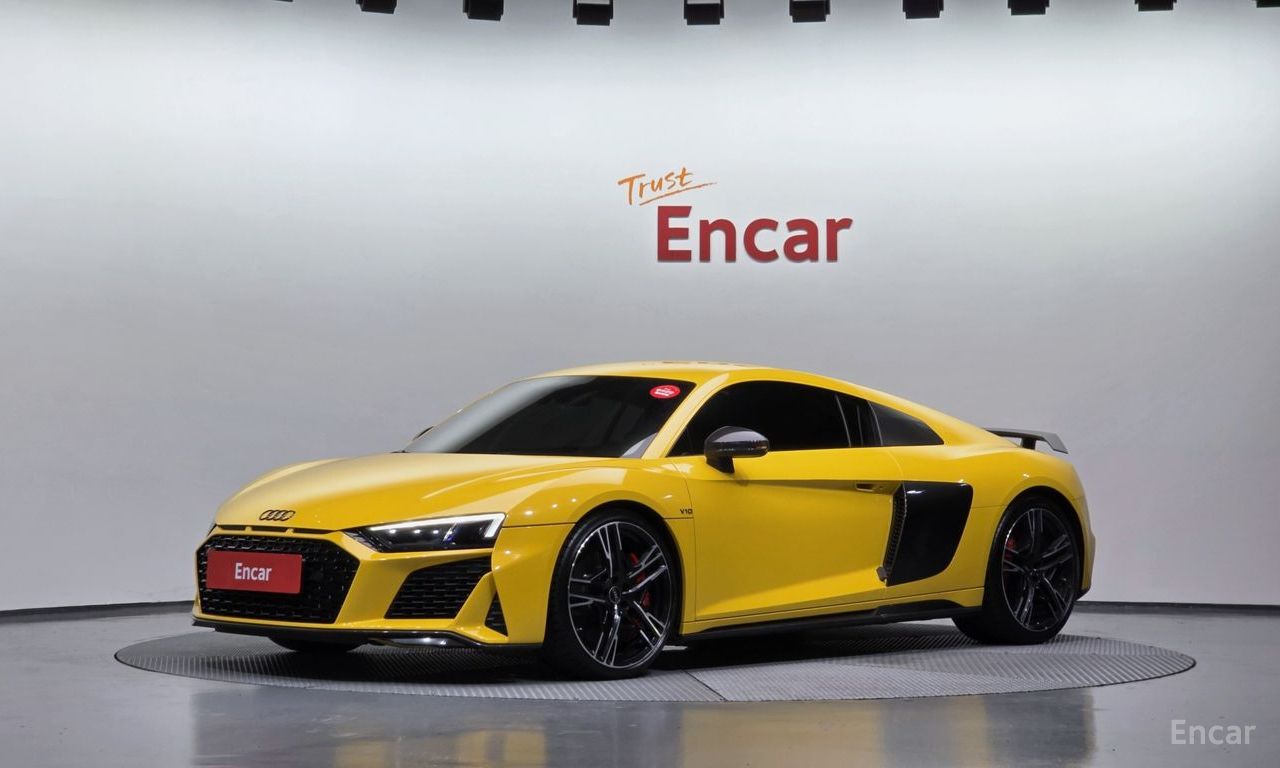 Audi R8