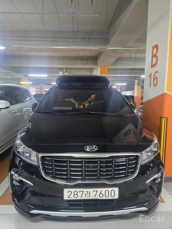 Kia Carnival