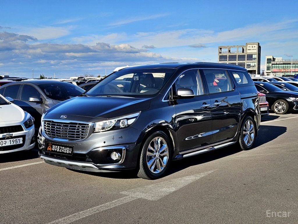 Kia Carnival