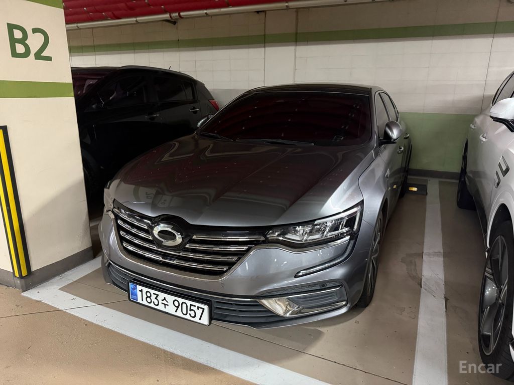 Renault SM6