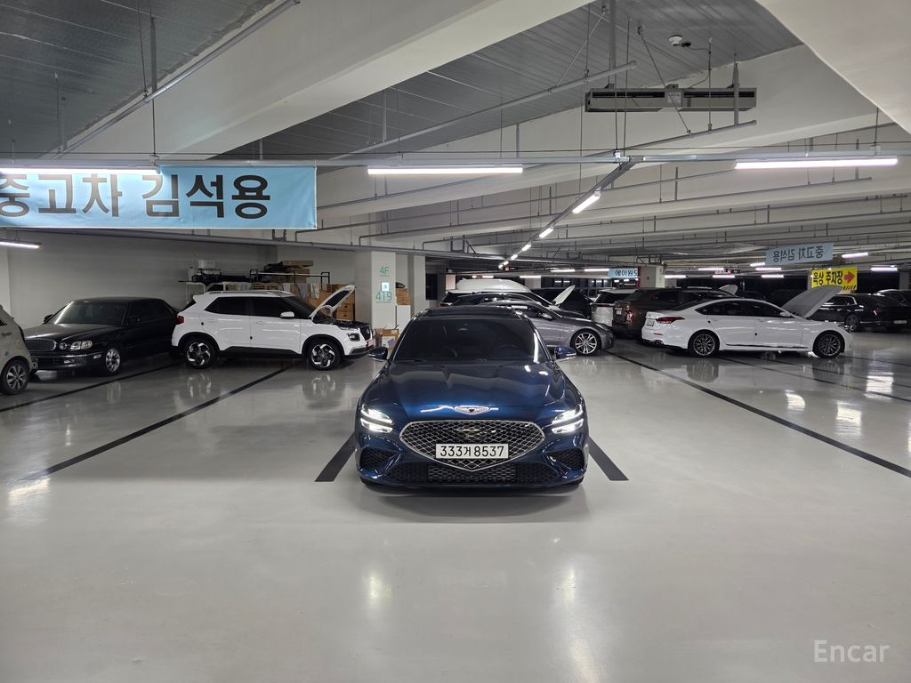 Genesis G70