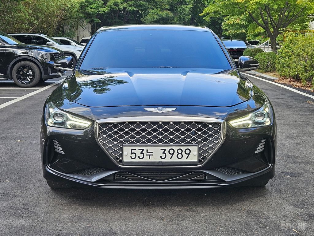 Genesis G70