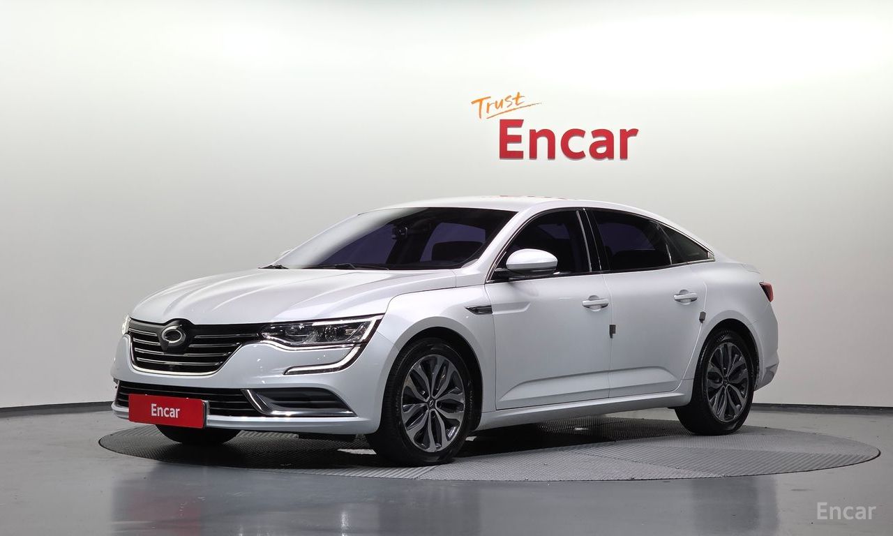 Renault SM6
