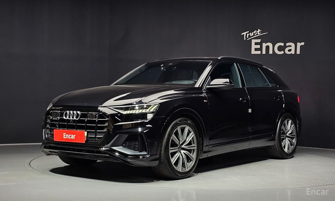 Audi Q8