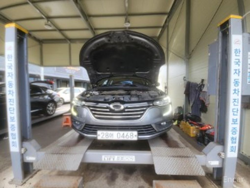 Renault SM6