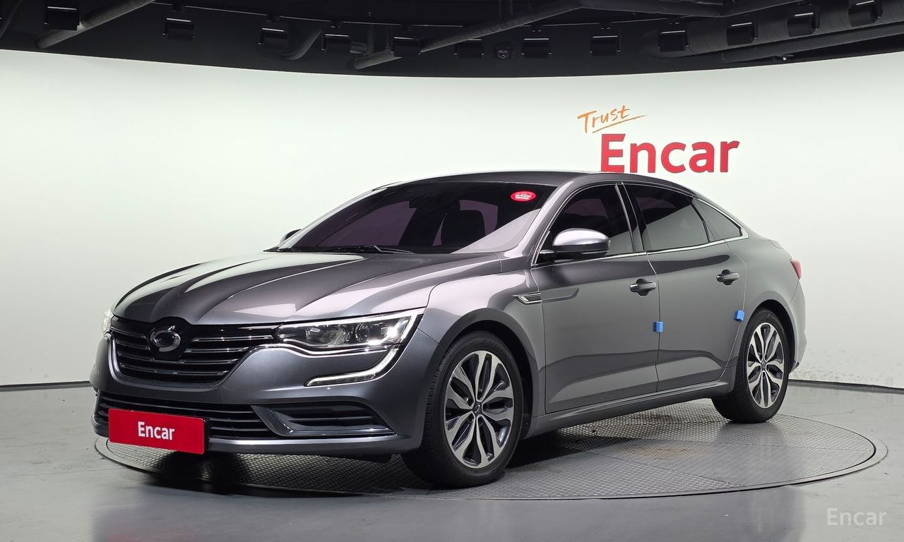 Renault SM6