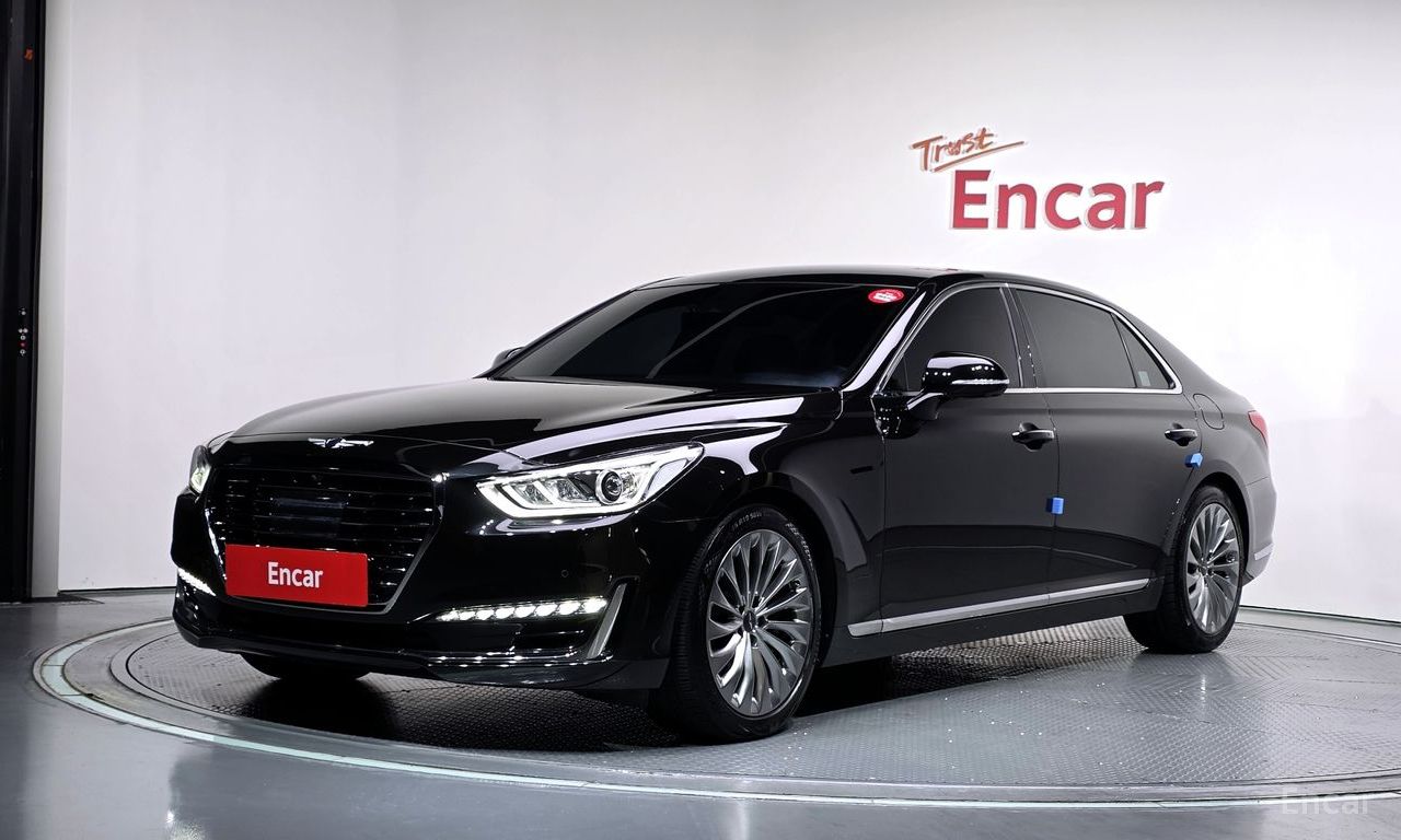 Genesis EQ900