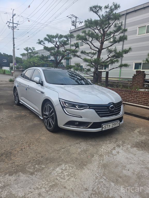 Renault SM6