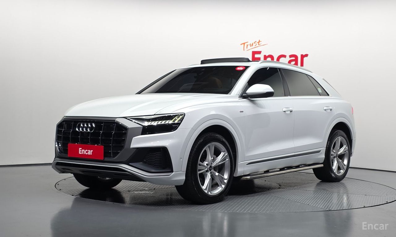 Audi Q8