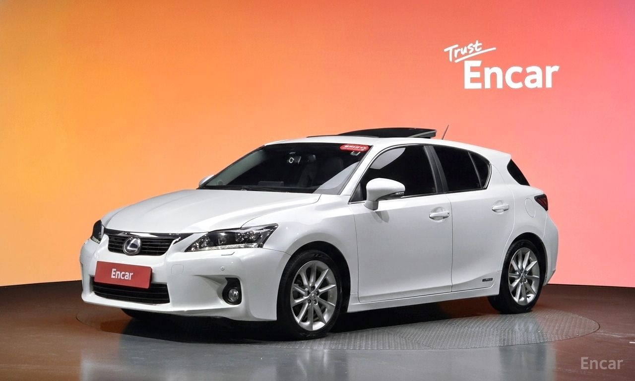 Lexus CT200h