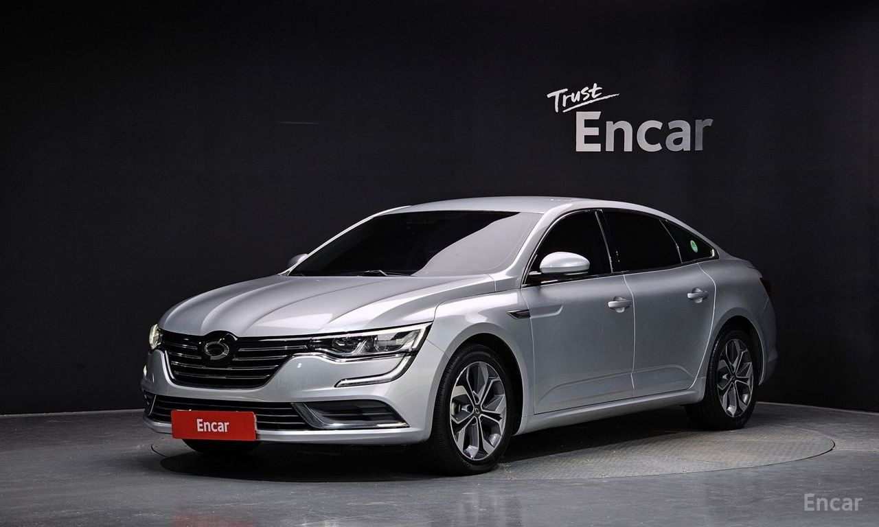 Renault SM6