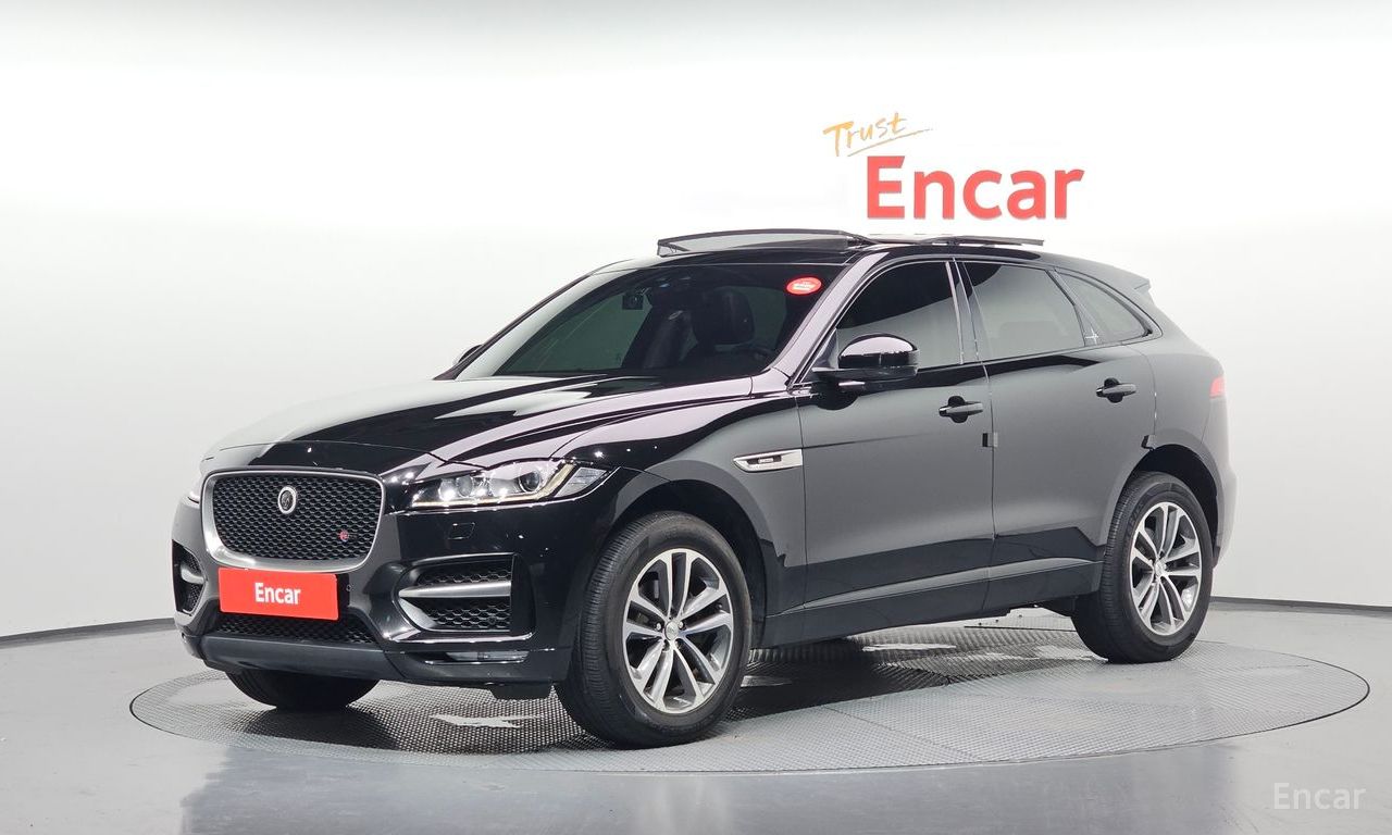 Jaguar F-Pace