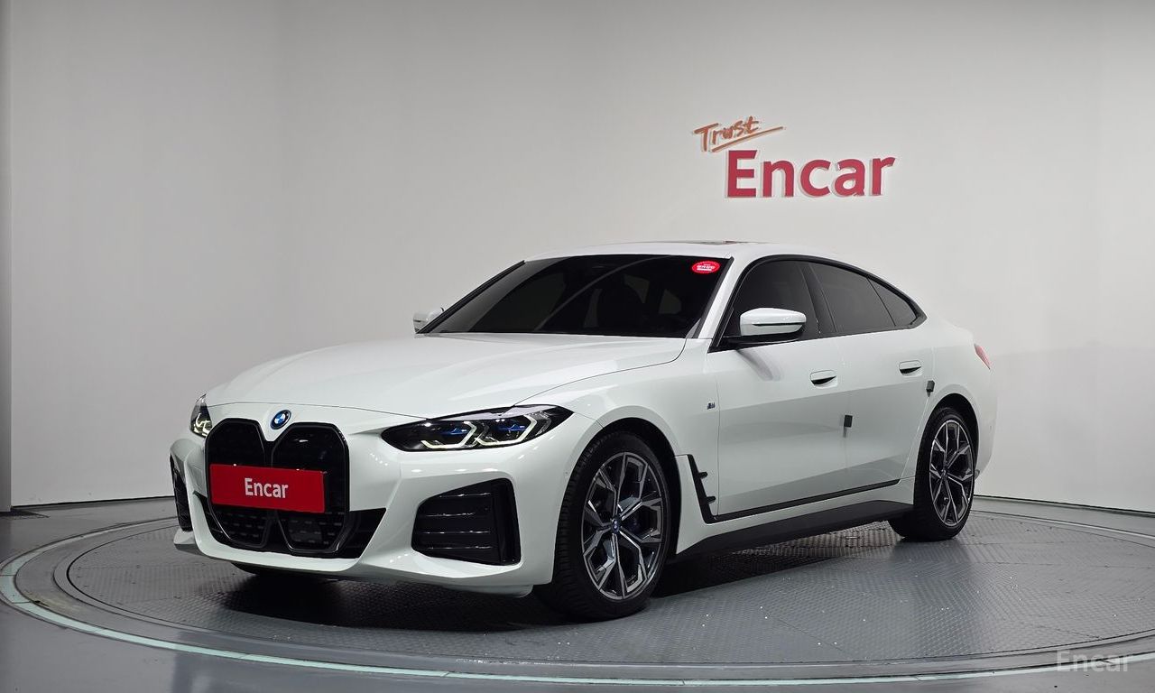 BMW i4