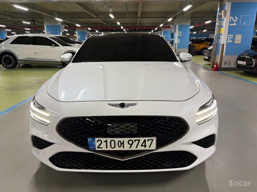 Genesis G70