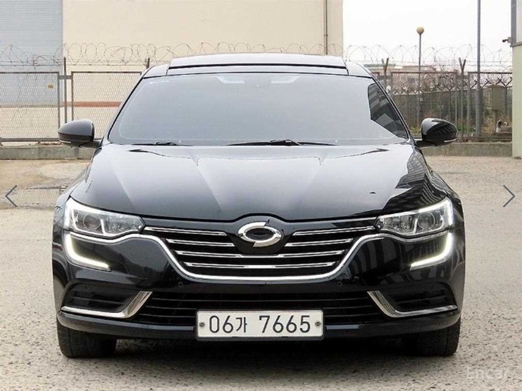 Renault SM6