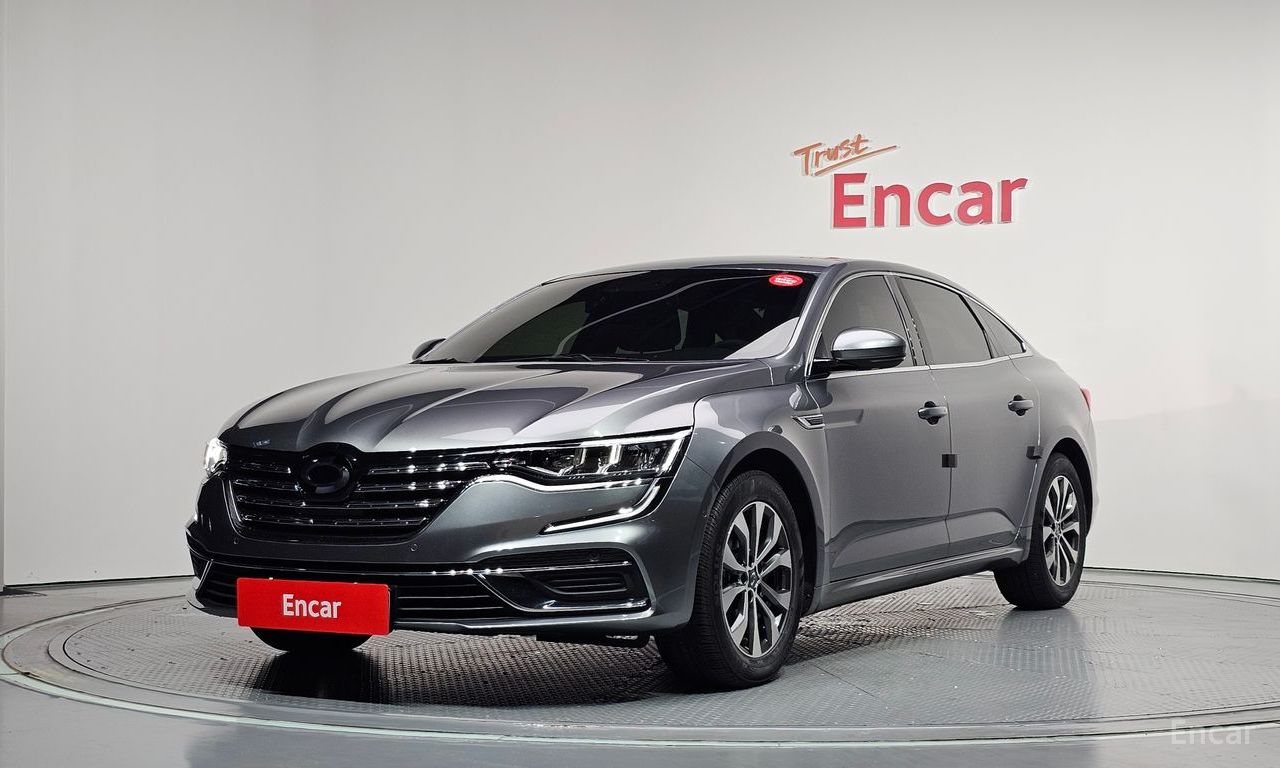 Renault SM6