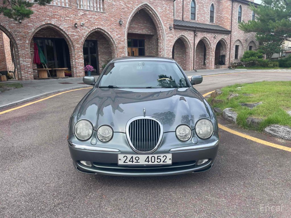 Jaguar S-Type
