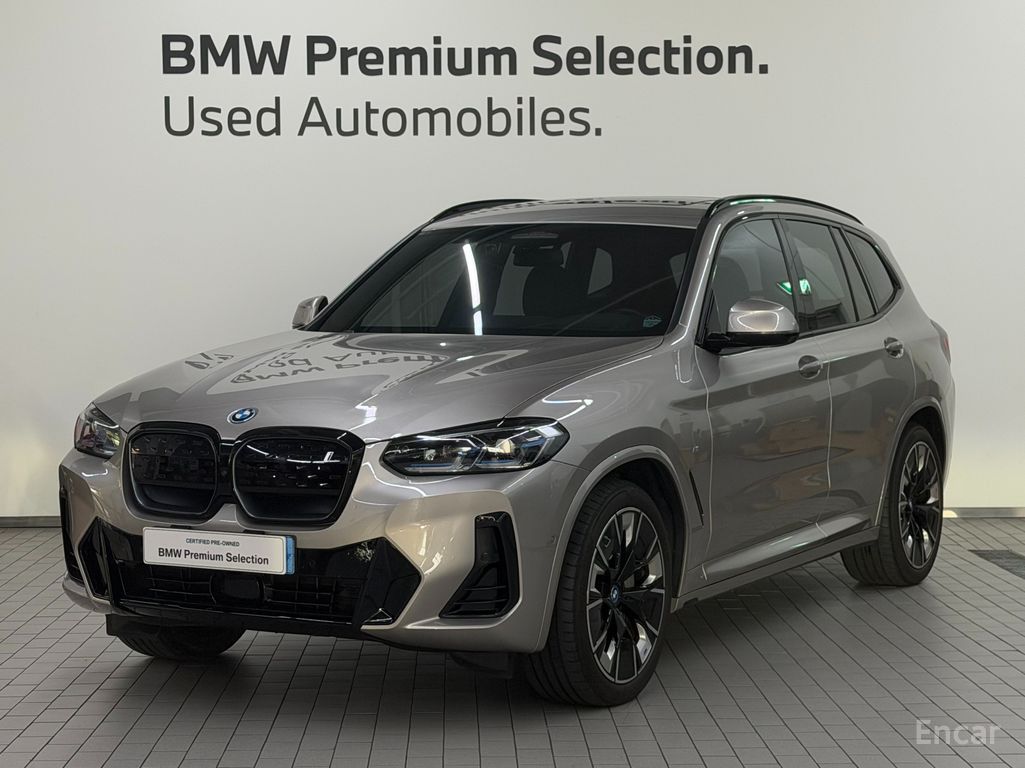 BMW iX3