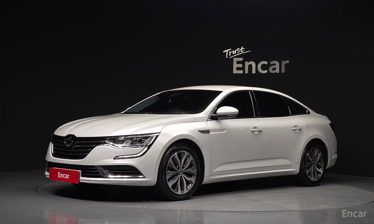 Renault SM6